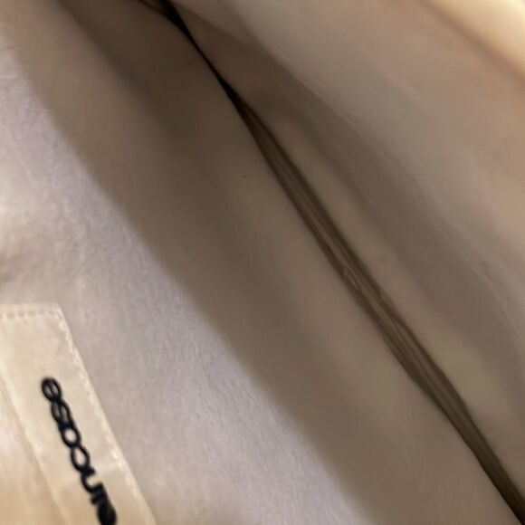 incase laptop case. fits 12-13 inch macbook - Picture 3 of 3